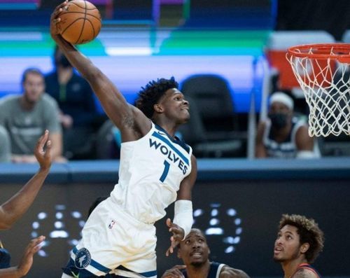 库明加的立 库明加的立